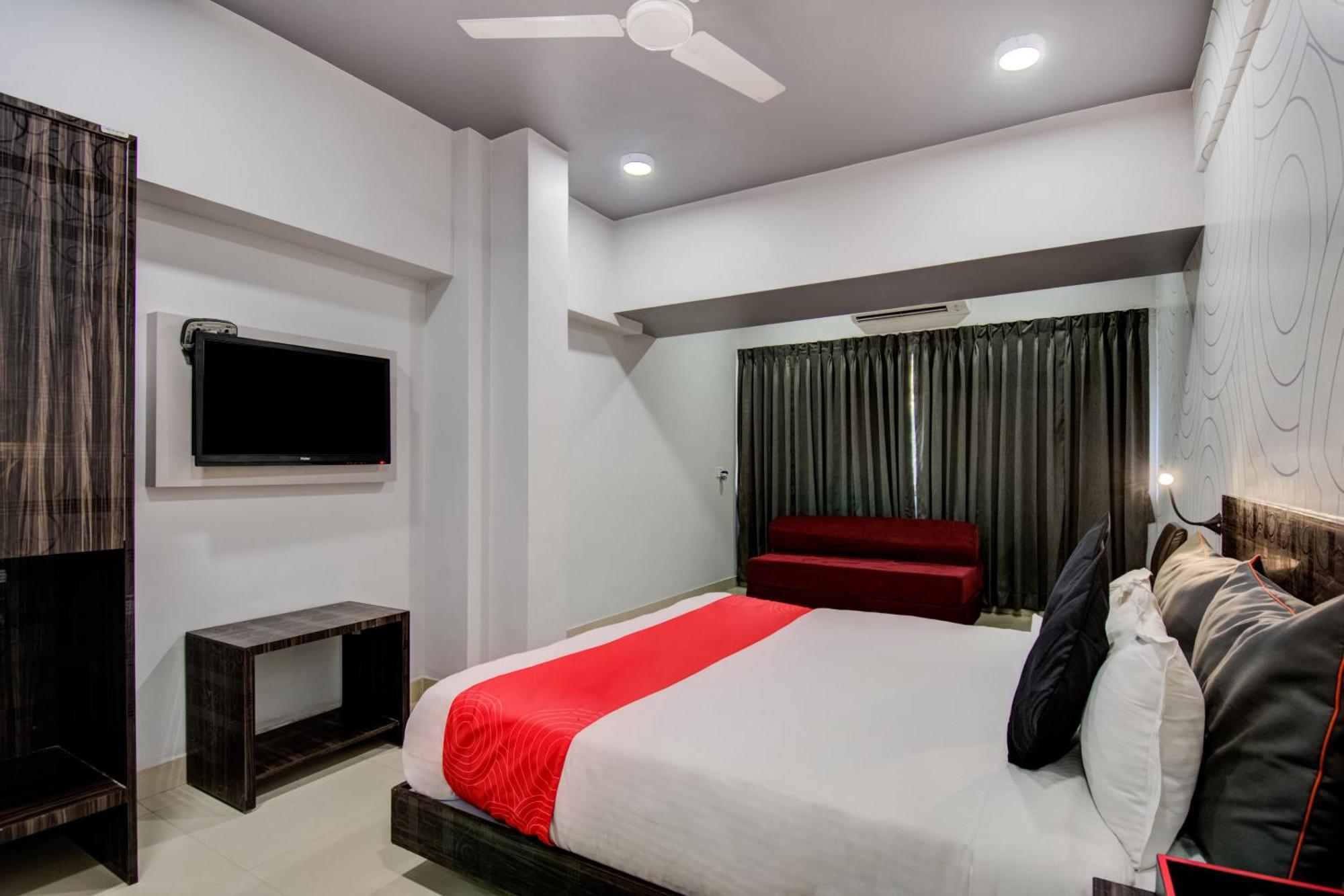 Collection O Rajdhani Near Pune Railway Station Екстериор снимка